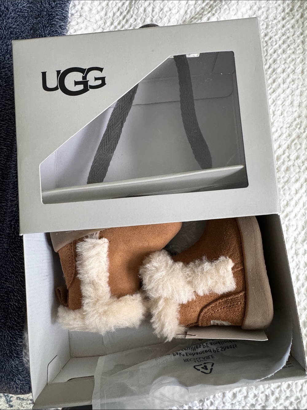 UGG Chestnut Baby Shearling-Trim Boot size 0/1